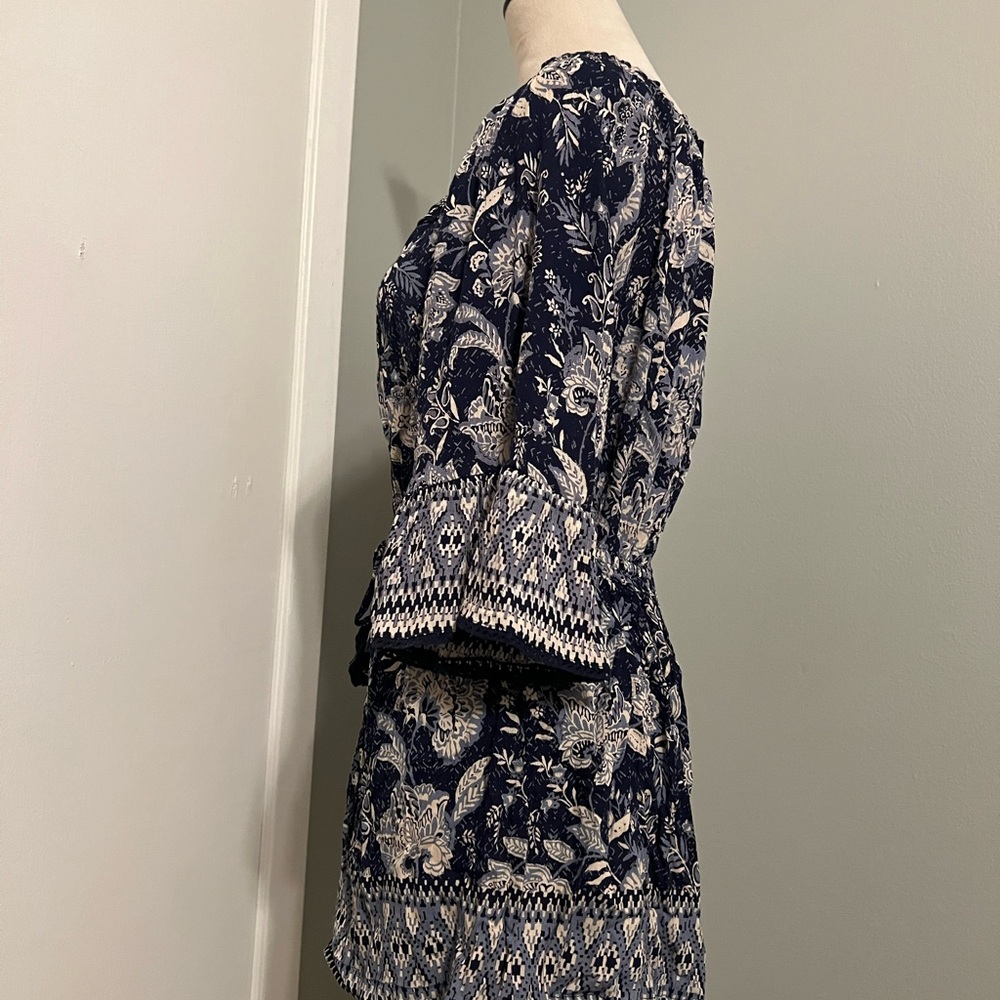 Angie Navy Floral Blouse with White Accents - Picture 3 of 6